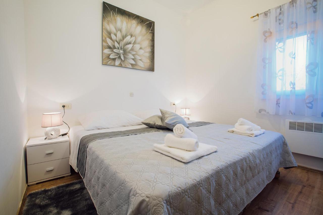 Apartments Essentia Podstrana Eksteriør bilde